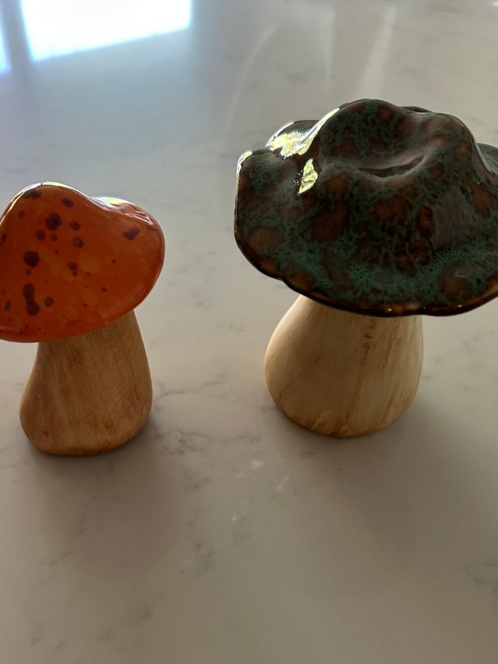 Set/2 Glossy Ceramic Mushrooms